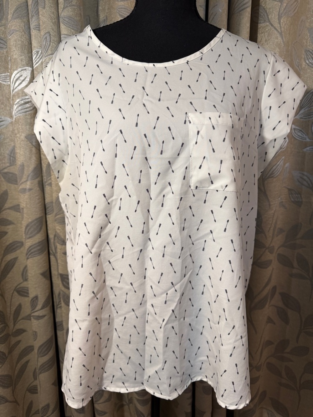 Sweet Rain White and Black Patterned Blouse